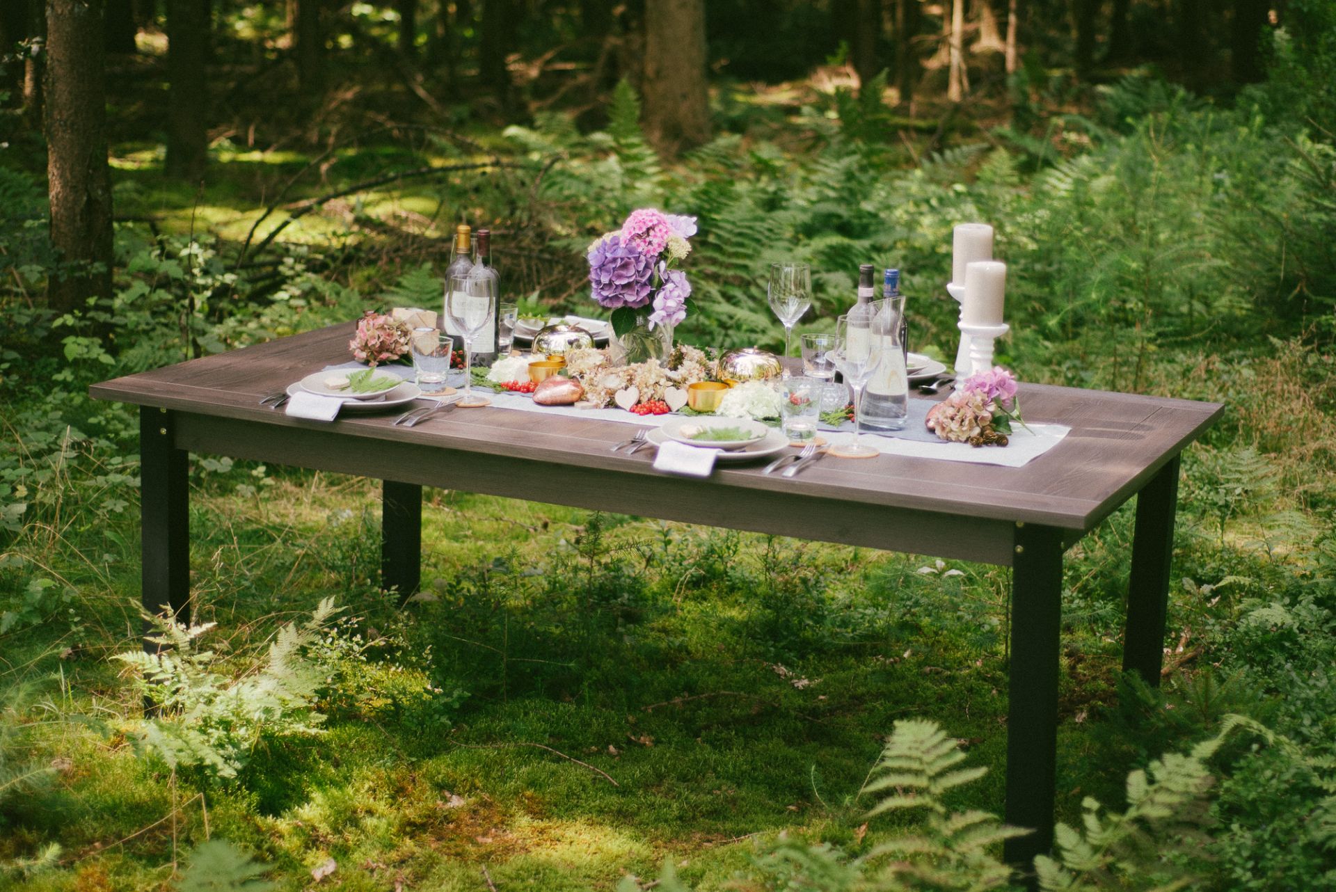THURSE SPIELTISCH