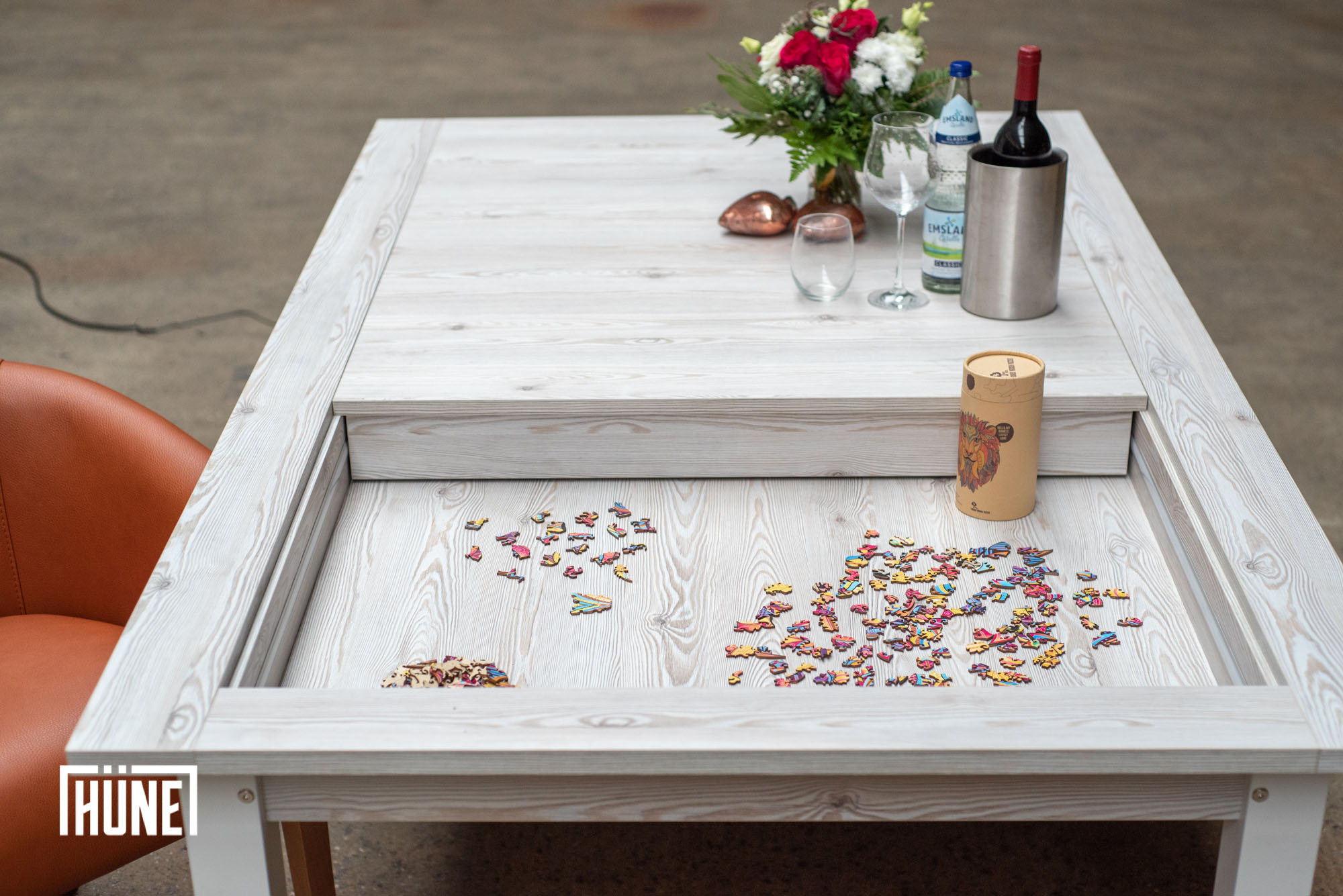 THURSE SPIELTISCH